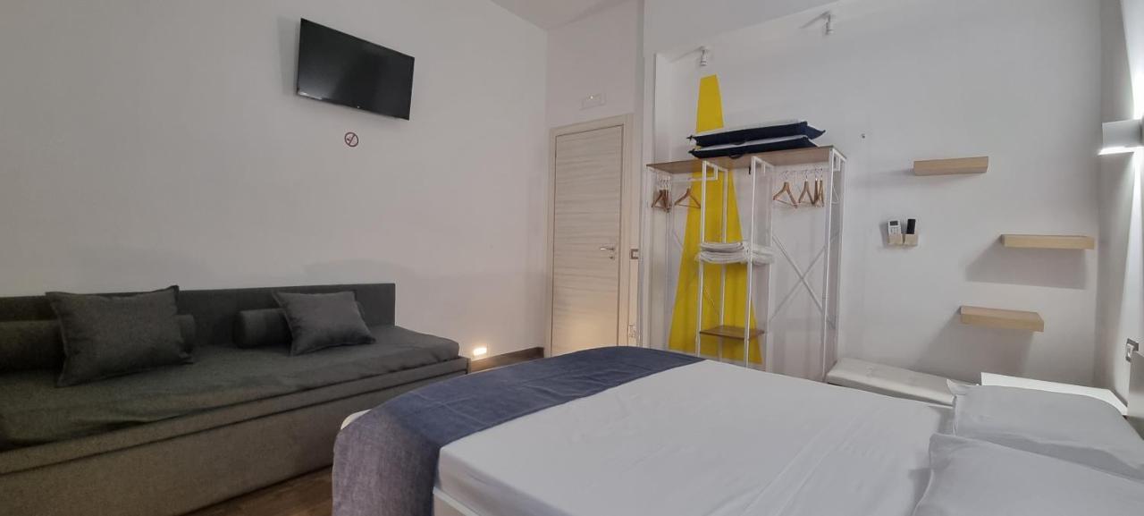 City Focus Apartments Napoli Экстерьер фото